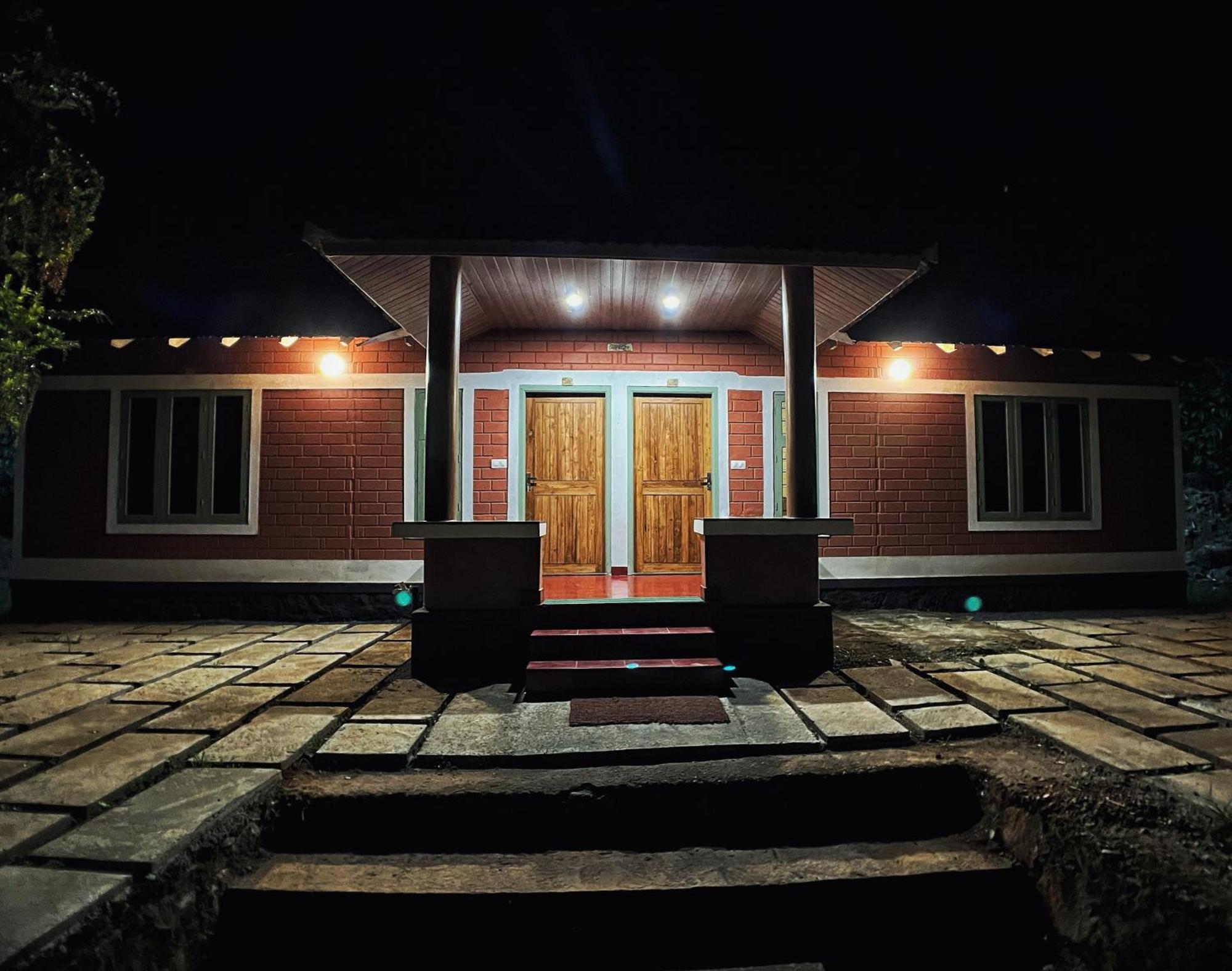 Mahout Resort Wayanad - An Experiential Jungle Stay With Waterfall 칼파타 외부 사진