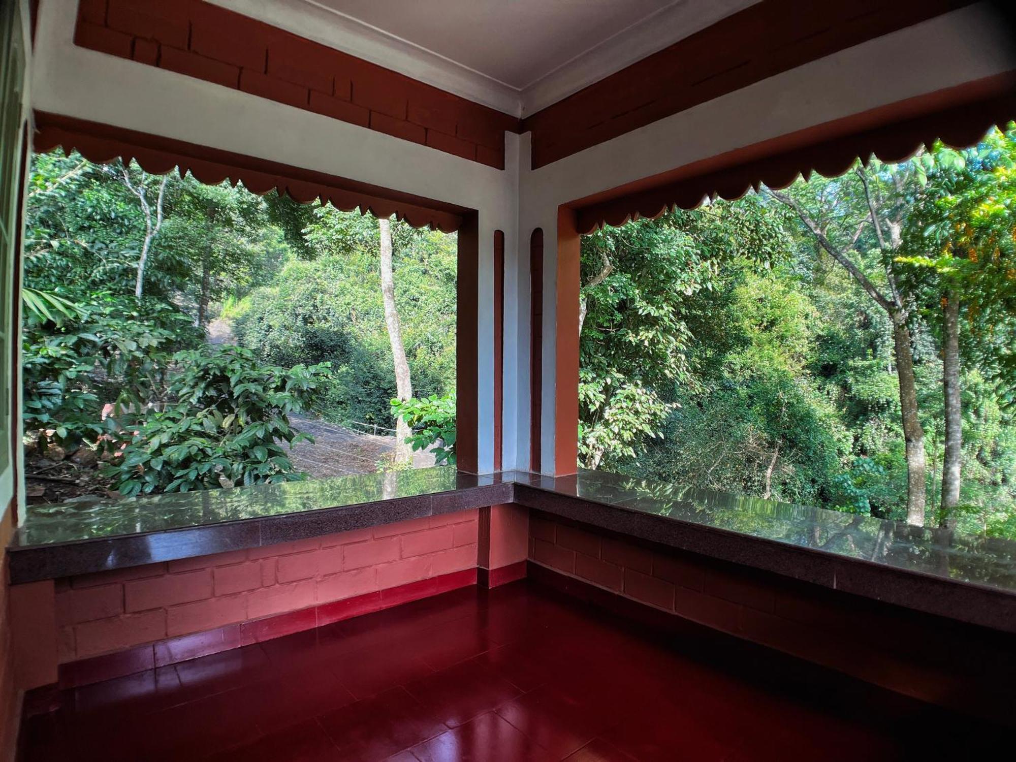 Mahout Resort Wayanad - An Experiential Jungle Stay With Waterfall 칼파타 외부 사진