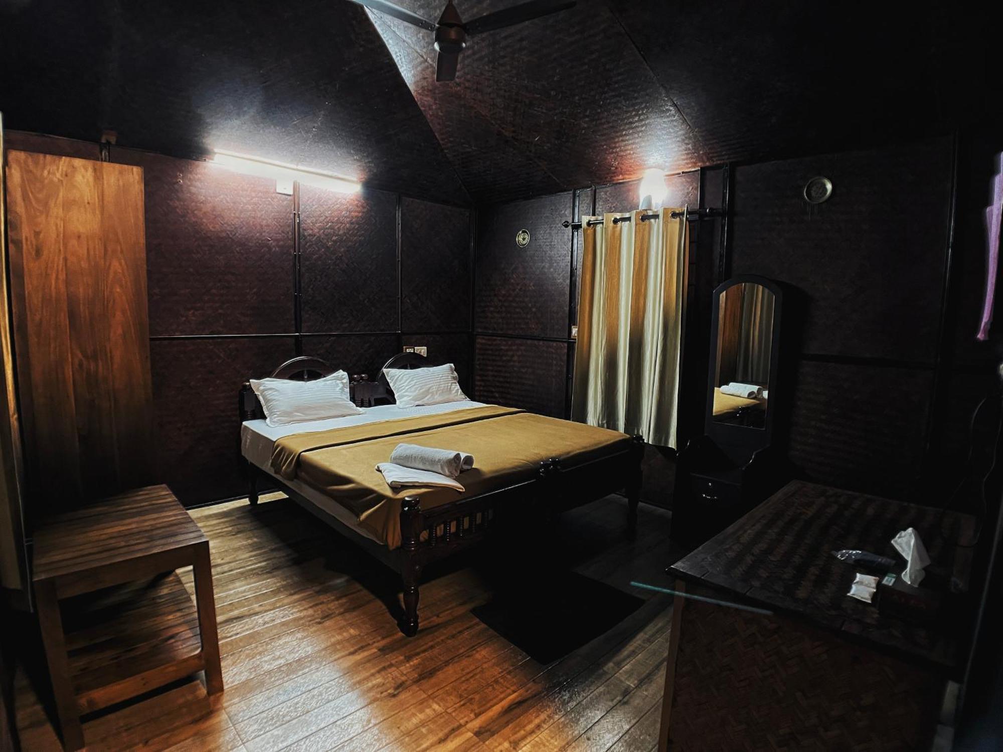 Mahout Resort Wayanad - An Experiential Jungle Stay With Waterfall 칼파타 외부 사진